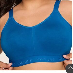 Cacique White Scoop Neck Bra with Seamless Support